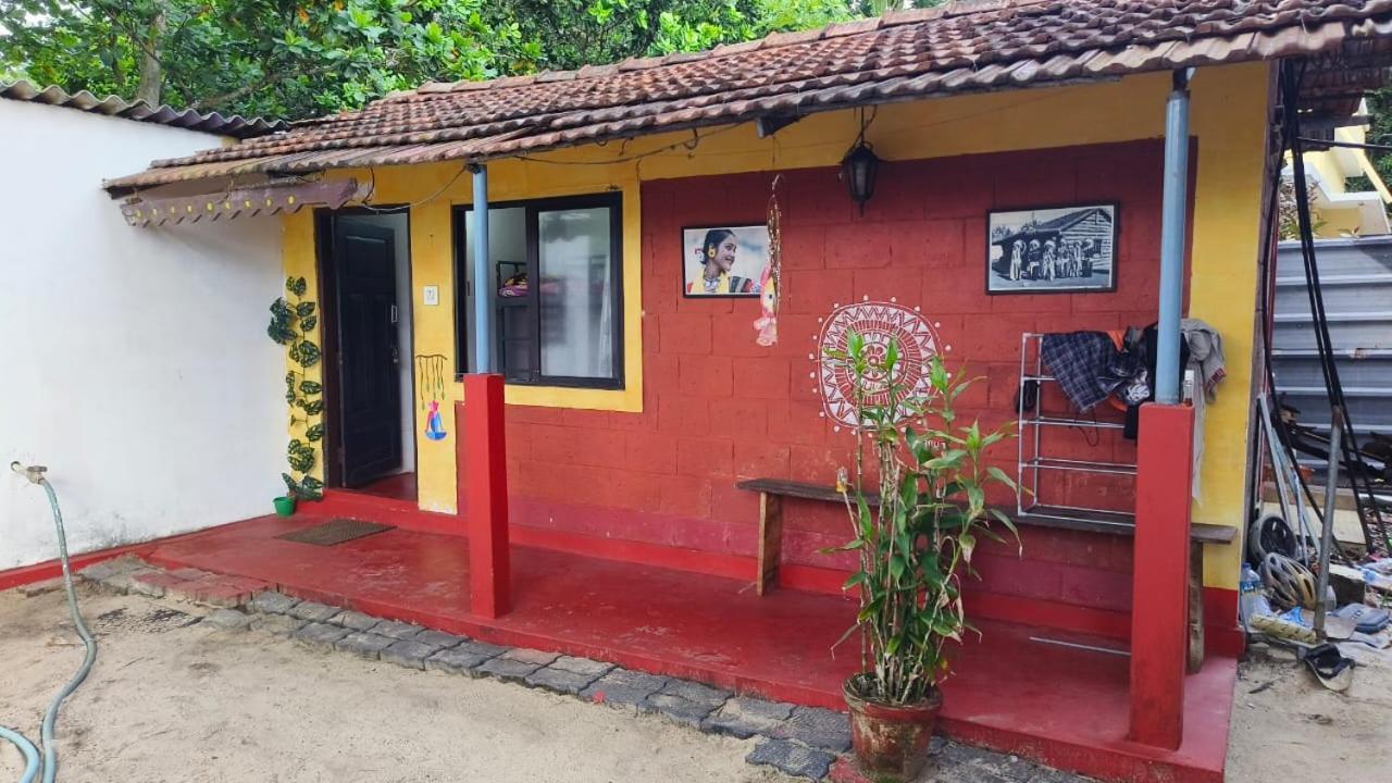 Bed and Breakfast Funky Art Beach House Alappuzha Екстер'єр фото